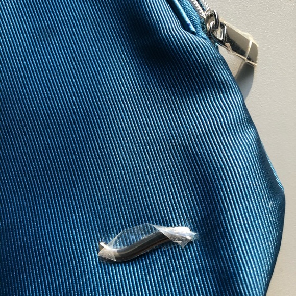 🆕 BIOTHERM Set - Picture 3 of 4